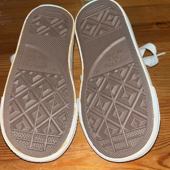 Christmas Candy Cane Converse  All Star High top kids 7 - Picture 7 of 10